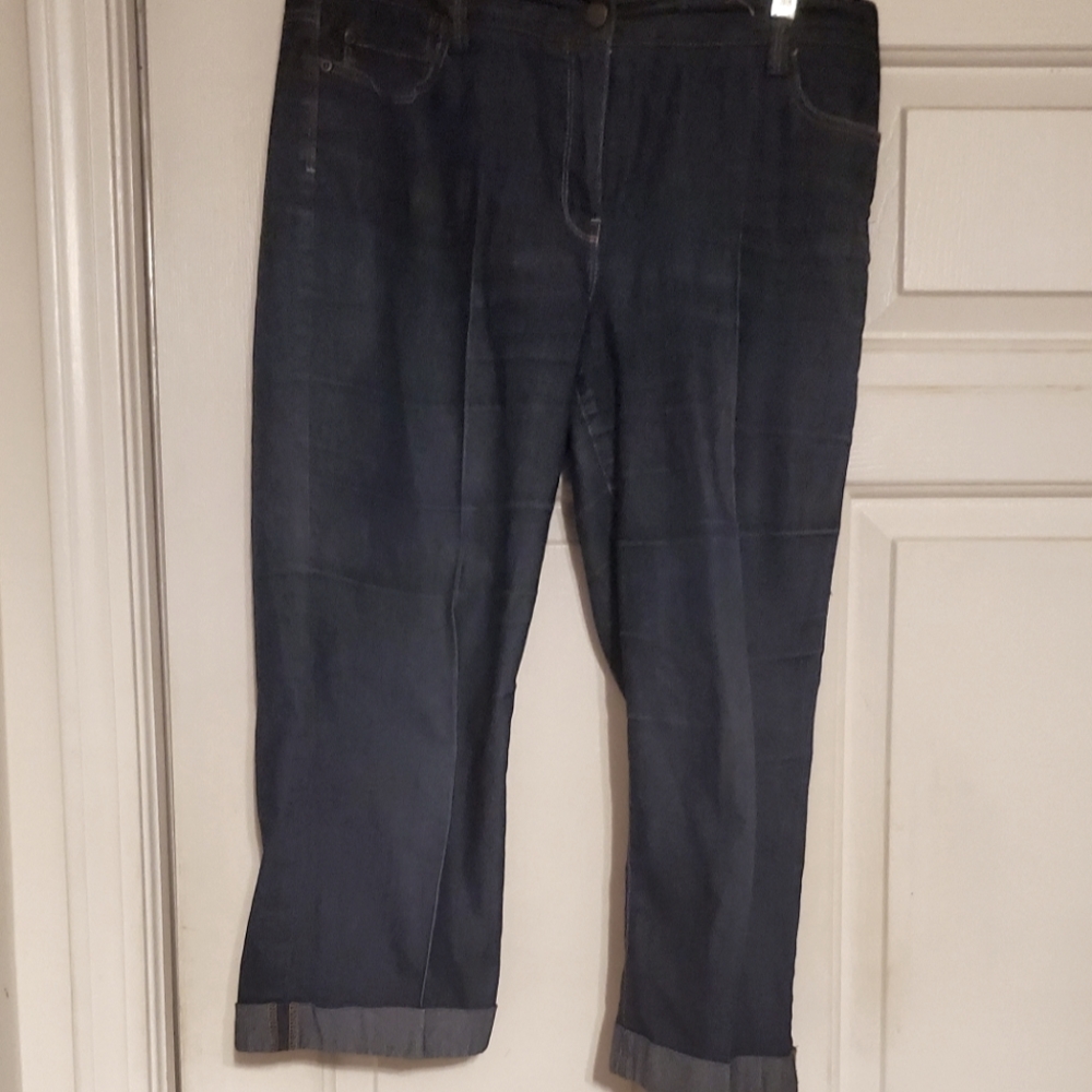 New Direction Cropped jeans with cuff, back & front pockets